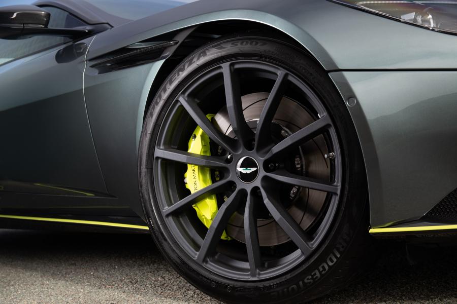 Колеса Aston Martin DB11 AMR Signature Edition 2018 года  (WW) (фото 13 из 43)